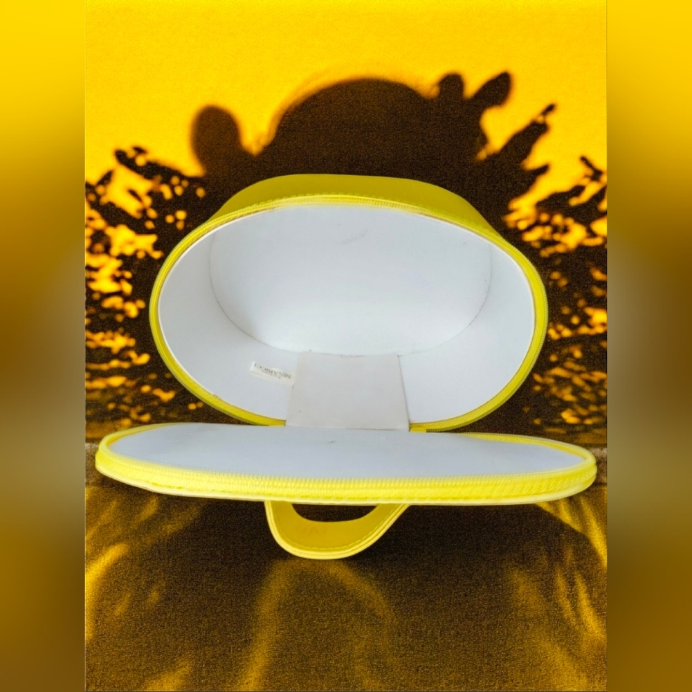 Nina Ricci Vintage Vibrant Yellow Cosmetic Bag 1980s-1990s - Picture 5 of 7